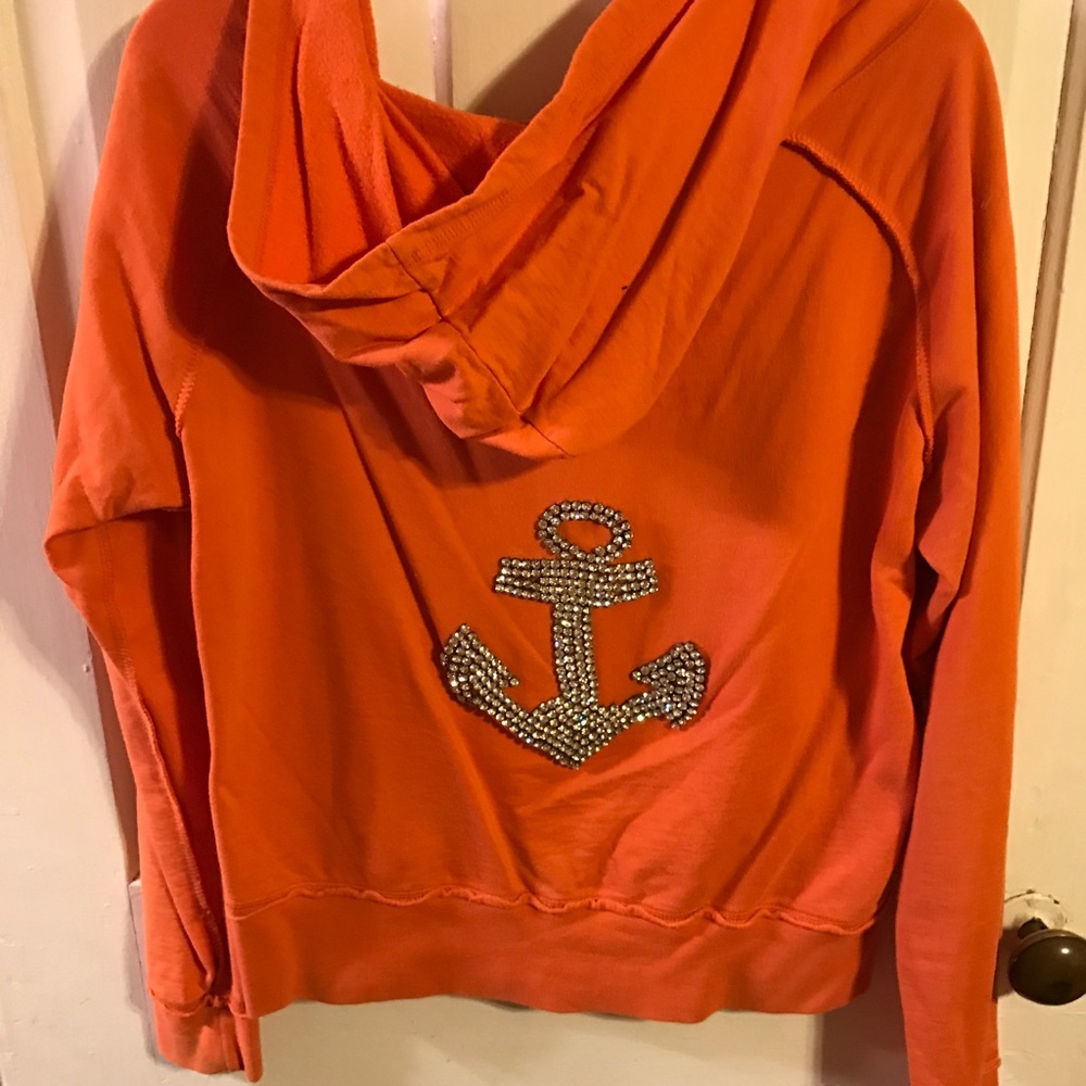 Super nice bling hoodie in a large